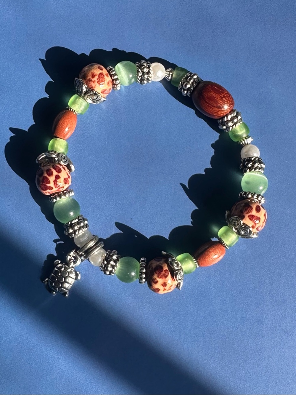 (2 for 20$) Beachy inspired crystal beaded bracelet
